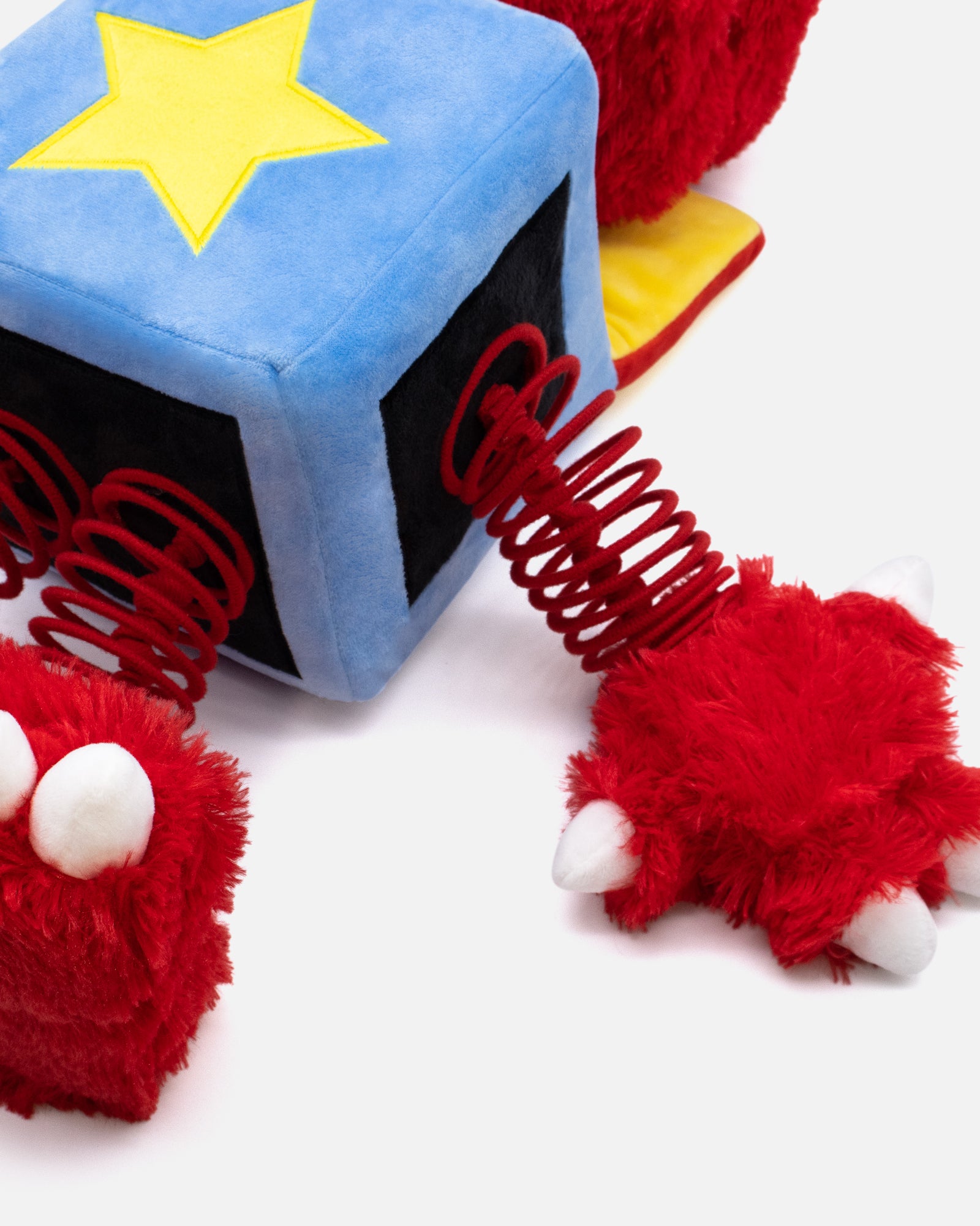 boxy boo poppy playtime plush close up of springs on arms and legs